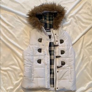 Love Tree Vest with fur hood !!